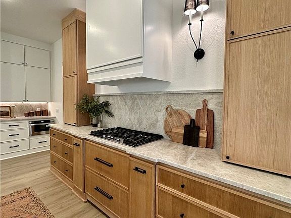 4th image of 1745 Kerr Valley Ln