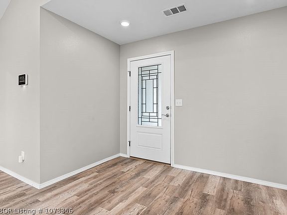 2nd image of 2026 Lisa Ln