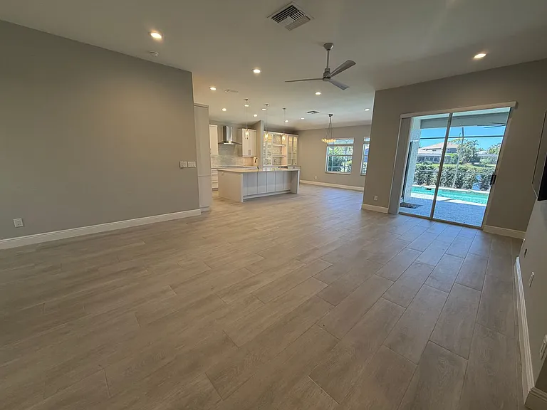 7080 Timberland Cir — Photo 4