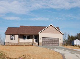 368 Twin Creeks Dr, Stokesdale, NC 27357