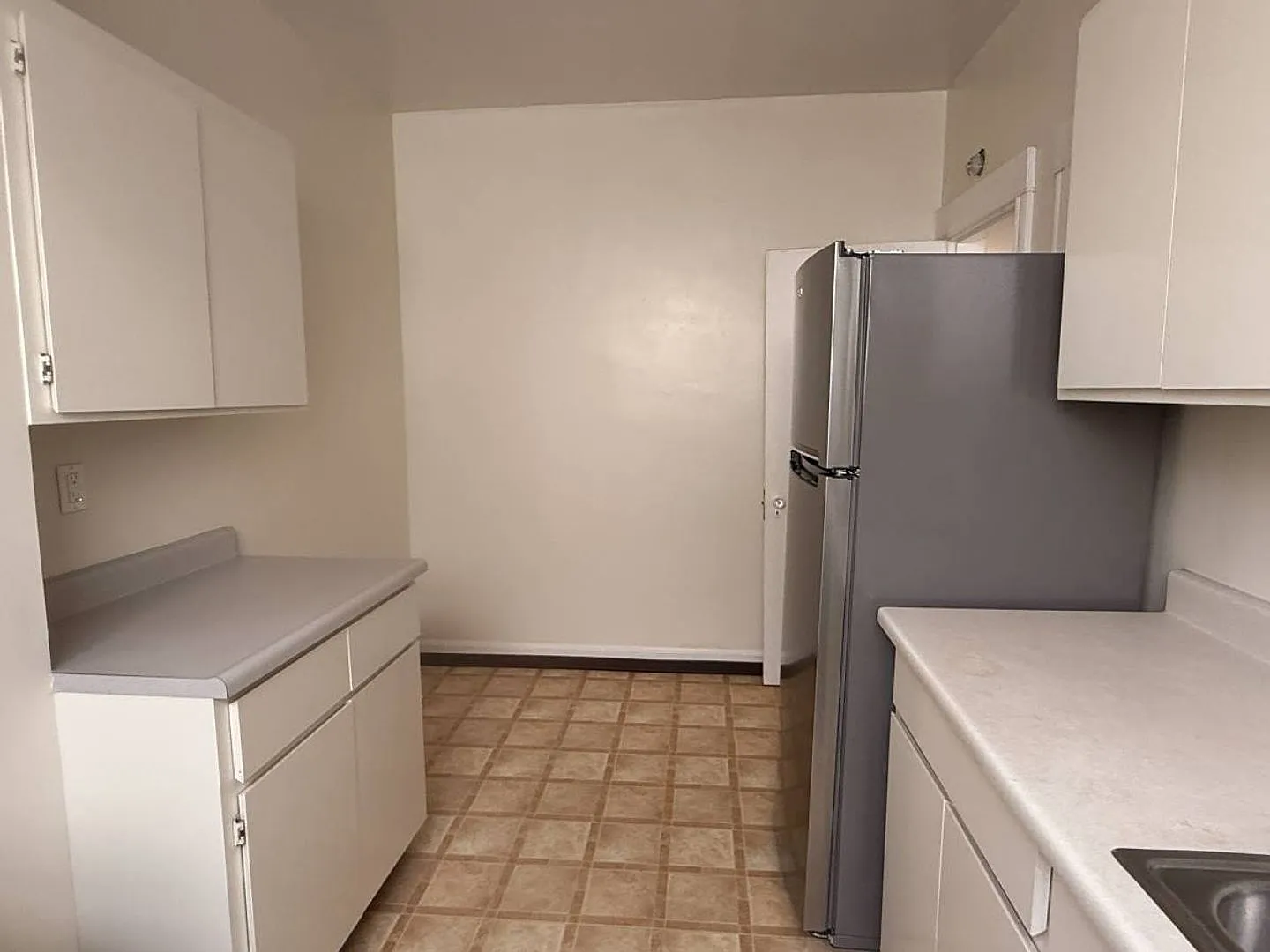 2br - 650ft2 - Sunny Apartment, Close To Everywhere! Near By Bart & Cal — Photo 3