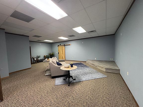 4th image of 225 5th St
