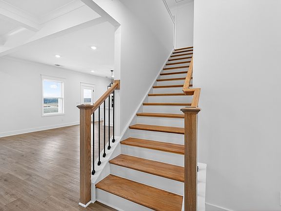 7th image of this home