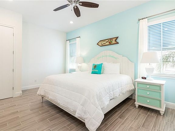 3rd image of 8052 Dreamsicle Dr