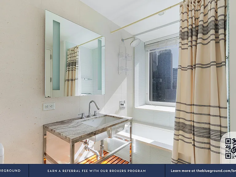 70 W 45th St #33C — Photo 14