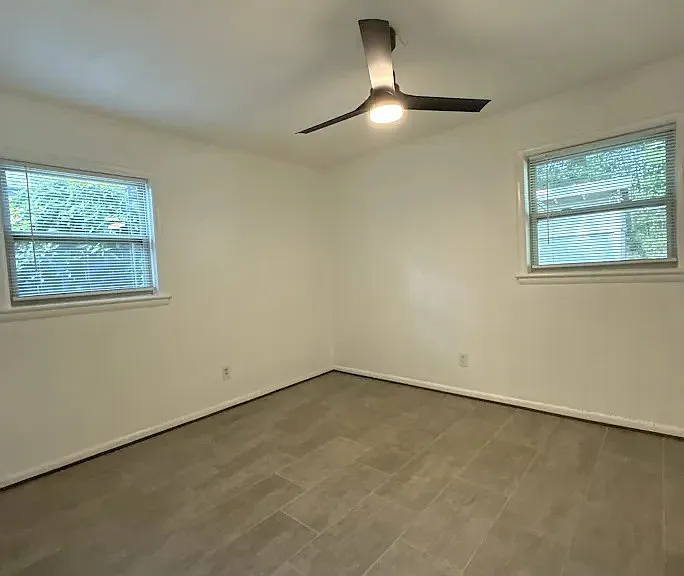 1978 Wellbourne Dr NE #6 — Photo 5