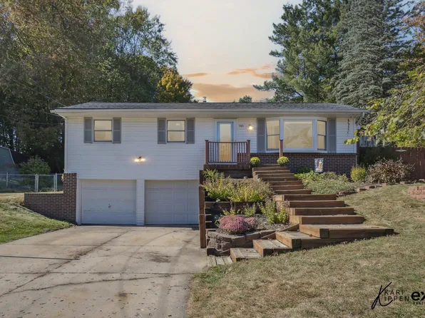 5101 Pleasant Creek Ave NE, Comstock Park, MI 49321