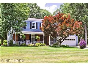1753 Coventry Ave NE photo 1