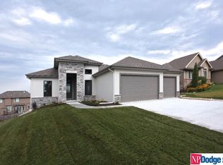 8515 Kilpatrick Pkwy, Bennington, NE 68007