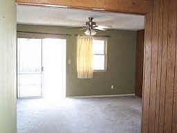3rd image of 2419 W Sunnyside Ave