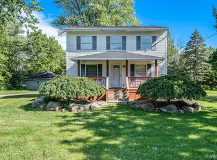 6474 Richfield Rd, Flint, MI 48506