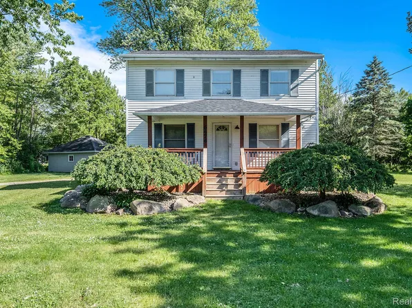 6474 Richfield Rd, Flint, MI 48506