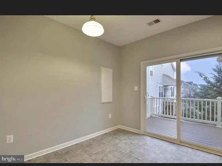 5300 Talladega Ct — Photo 2