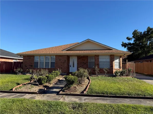 11210 S Idlewood Ct, New Orleans, LA 70128
