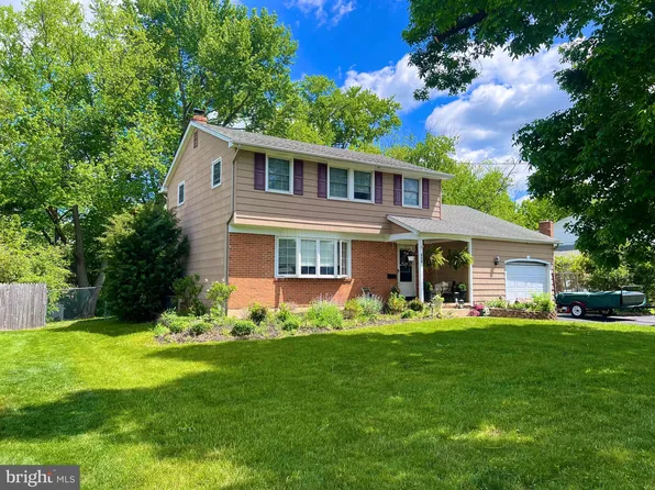 659 Guilford Rd, Cherry Hill, NJ 08003