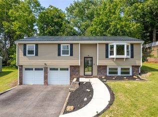 2406 Rolling Farms Rd, Glenshaw, PA 15116
