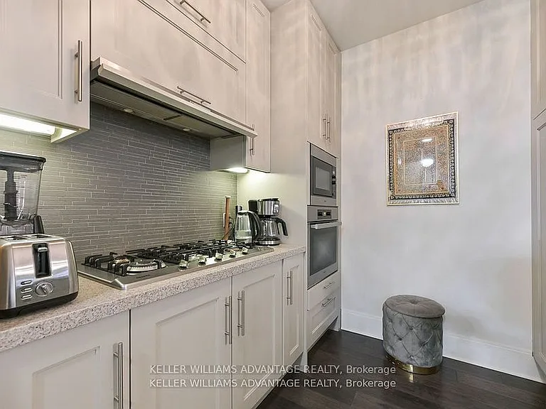 29 Queens Quay E #616 — Photo 18