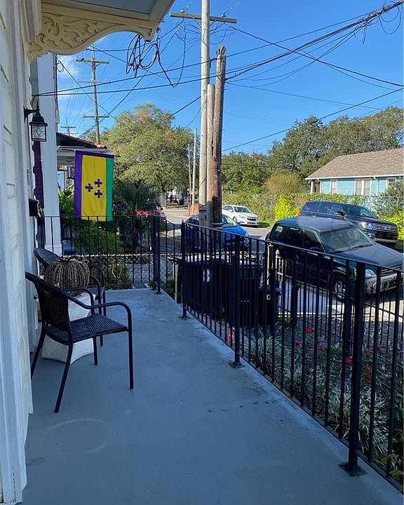 2416 Chippewa St New Orleans LA 70130 Zillow