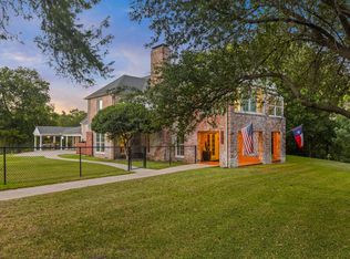 6395 W Red Bird Ln, Dallas, TX 75236