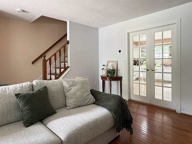 Habersham Ct — Photo 1