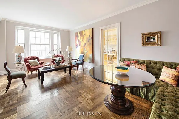 Sold by Town Residential | media 9