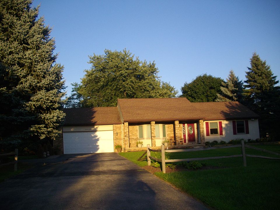 2nd image of 29420 Martindale Rd