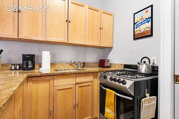 Rented by Compass | media 6