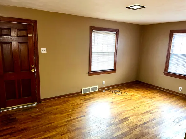 1516 Elfrink Dr, Cape Girardeau, MO 63701