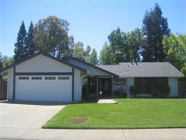 1st image of 127 McFarland Dr