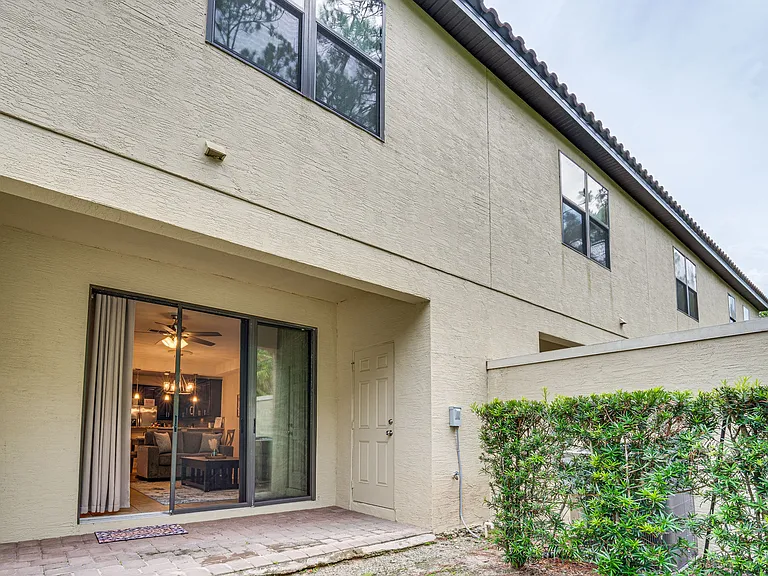 8131 Roseville Blvd — Photo 18