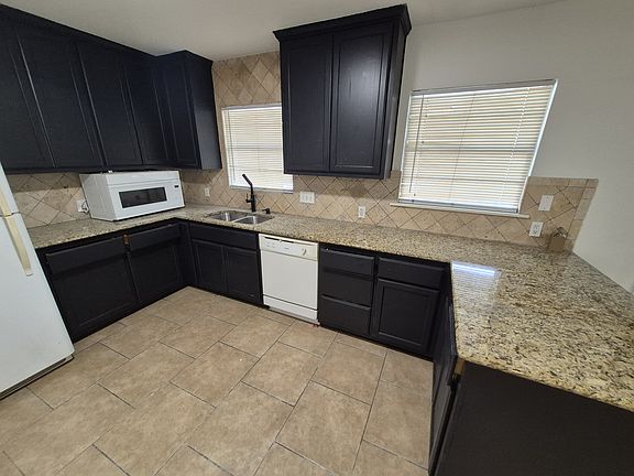 5th image of 1203 Edgewood Ave