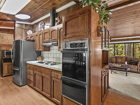 3rd image of 7186 Shasta Forest Dr