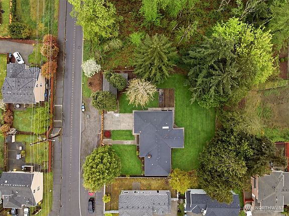 3rd image of 24227 100th Avenue SE