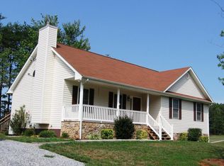1918 Virginia Woods Dr, Moneta, VA