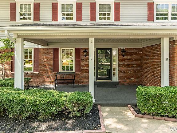 2nd image of 1524 Pheasant Ridge Dr