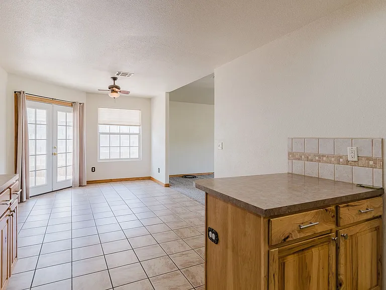 413 Chaco Dr — Photo 7
