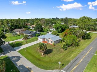 5609 Sunset Boulevard, Fort Pierce, FL 34982