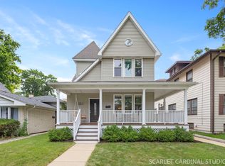 3443 Clinton Ave, Berwyn, IL 60402