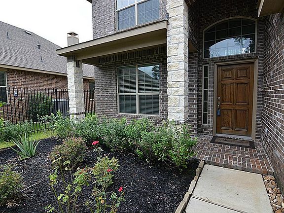 2nd image of 67 S Greenprint Cir