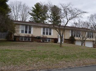 1324 Highland Park Dr, Seymour, TN 37865
