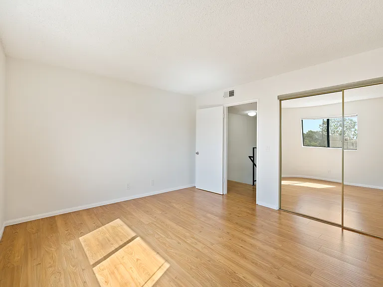 732 W Dryden St #C — Photo 11