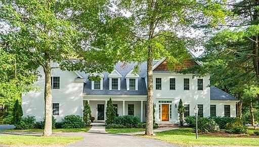 1st image of 15 Donnelly Dr