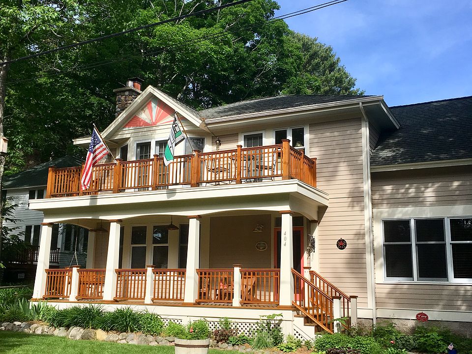 1st image of 404 N Lake St
