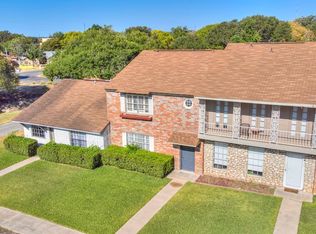 1908 Leslie Dr, Kerrville, TX 78028