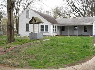 116 S Meridian Rd, Glen Carbon, IL 62034