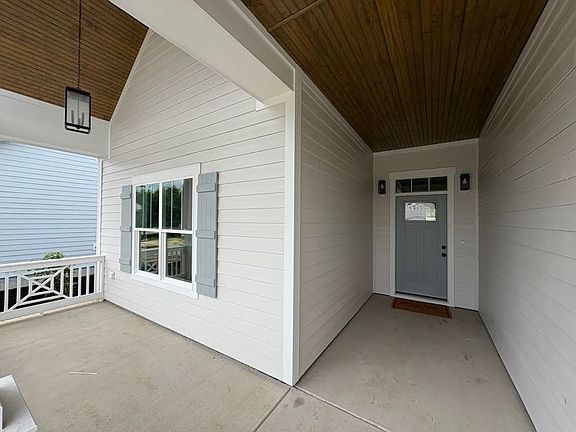 3rd image of 109 Flat Clam Dr