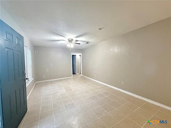 4th image of 1105 Massey St
