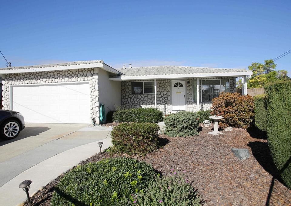 1st image of 4741 La Mesa Ct