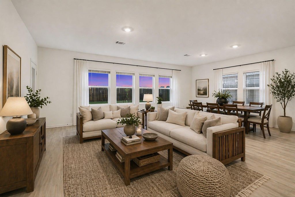 1317 Aquilla Dr, Leander, TX - View 5