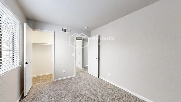 5135 W Mission Ln — Photo 18